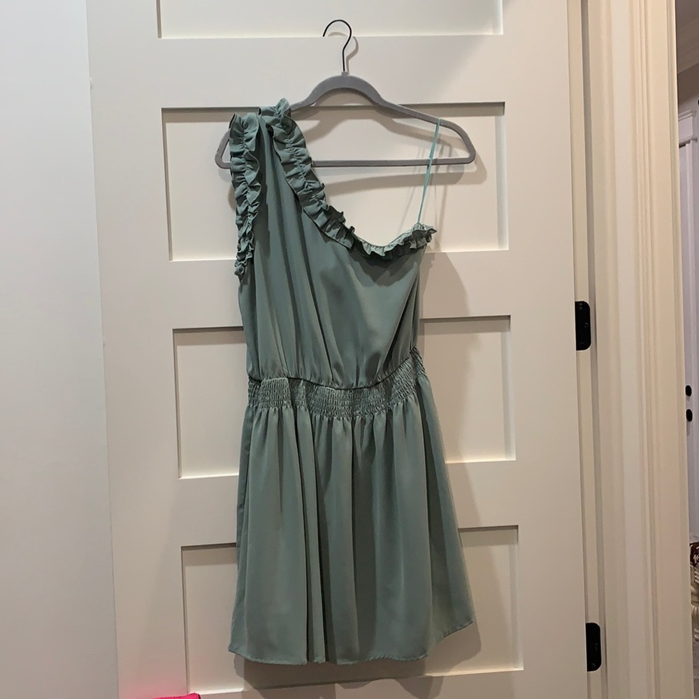 One Shoulder entro mini dress
